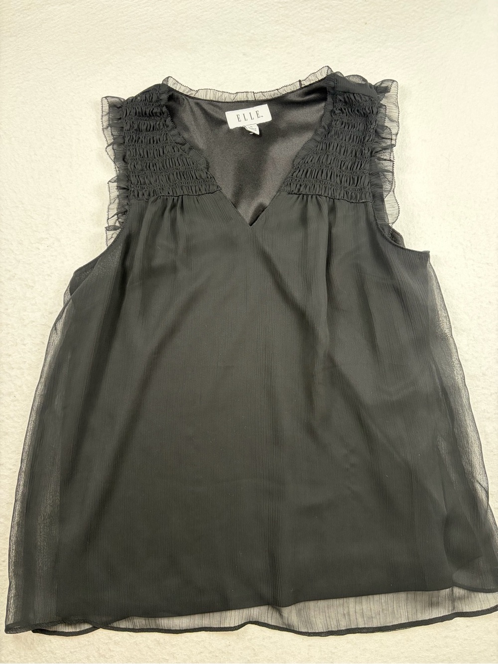 ELLE Black Ruffled V-Neck Sleeveless Top M
